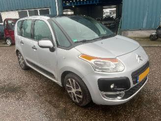 Avarii autoturisme Citroën C3 Picasso 1.4 VTi Seduction BJ 2010 127054 KM 2010/6