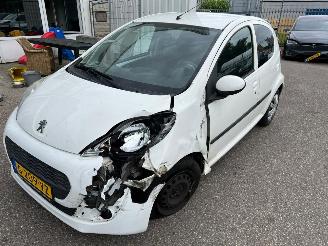 Peugeot 107 1.0 Access picture 5