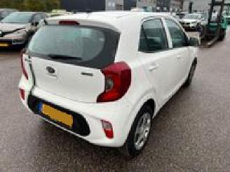 Kia Picanto 1.0 CVVT ComfortLine picture 2