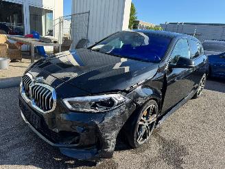 Coche accidentado BMW 1-serie 116d Executive AUTOMAAT 2021/3