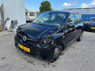 Unfallwagen Renault Twingo Z.E. R80 Collection AUTOMAAT 2022/6