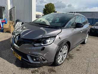 Vaurioauto  passenger cars Renault Scenic 1.3 AUTOMAAT TCe Intens BJ 2019 82.036 KM 2019/3