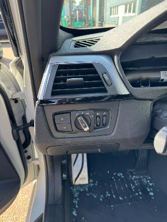 BMW 3-serie Touring 318i AUTOMAAT  M Sport Corporate Lease BJ 2019 73.902 KM picture 11