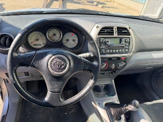 Toyota Rav-4 2.0-16V VVT-i Luna BJ 2003 279243 KM picture 13