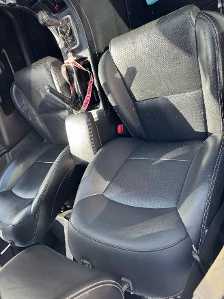 Suzuki Kizashi 2.4 Sport AUTOMAAT BJ 2011 205.760 KM picture 17