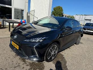 MG MG4 Electric AUTOMAAT Trophy Extended Range 77 kWh BJ 2023 55994 KM picture 1