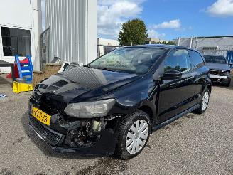 Vaurioauto  passenger cars Volkswagen Polo 1.2 TDI BlueMotion Trendline BJ 2011 322.966 KM 2011/3