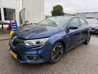 Auto incidentate Renault Mégane 1.2 TCe Zen BJ 2016 120.000 KM 2016/6