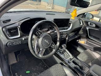 Kia Cee d Sportswagon 1.6 AUTOMAAT GDI PHEV DynamicPlusLine BJ 2023 picture 16