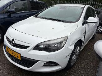 skadebil motor Opel Astra 1.4 Turbo Sport 2012/4