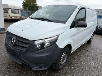 skadebil bedrijf Mercedes Vito 109 CDI Functional Lang 2019/3