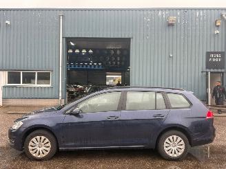 Volkswagen Golf 1.6 TDI AUTOMAAT  Trendline picture 2