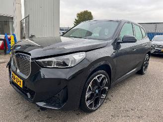 BMW iX1 eDrive20 67 kWh picture 1
