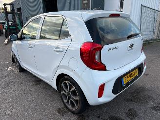 Kia Picanto 1.0 CVVT First Edition BJ 2017 140.559 KM picture 3