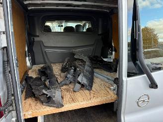 Opel Vivaro 1.6 CDTI L2H1 DC Sport EcoFlex BJ 2016 173.365 KM picture 18