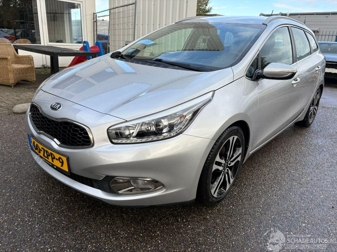 Kia Cee d Sportswagon 1.6 GDI Plus Pack BJ 2013 238.756 KM