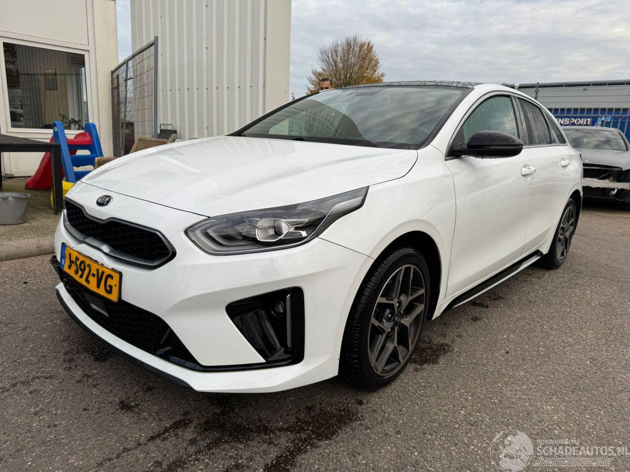 Kia Proceed 1.4 T-GDI GT-Line BJ 2020 76.365 KM