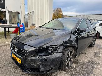Coche accidentado Volvo V-40 1.6 T3 Summum BJ 2012 173.882 KM 2012/11