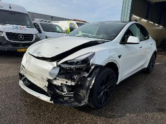 Auto incidentate Tesla Model Y Long Range RWD 75 kWh 2024/12