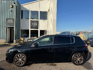 Peugeot 308 1.6 BlueHDi Blue Lease Premium picture 2