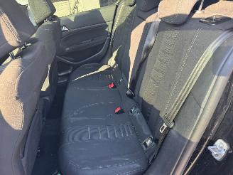 Peugeot 308 1.6 BlueHDi Blue Lease Premium picture 16