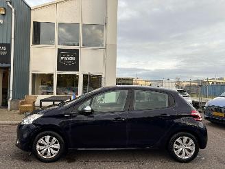 Peugeot 208 1.2 VTi Urban Soul picture 4