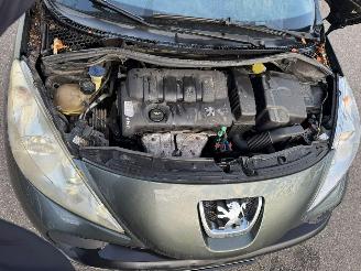 Peugeot 207 1.4-16V XR picture 9
