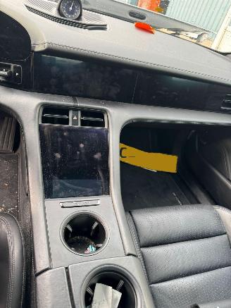 Porsche Taycan 4S Performance 84 kWh 360 KW 489 PK picture 13