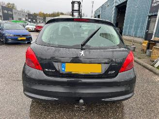 Peugeot 207 1.4 VTi XS picture 4