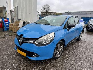 škoda osobní automobily Renault Clio 1.5 dCi ECO Expression 2013/10
