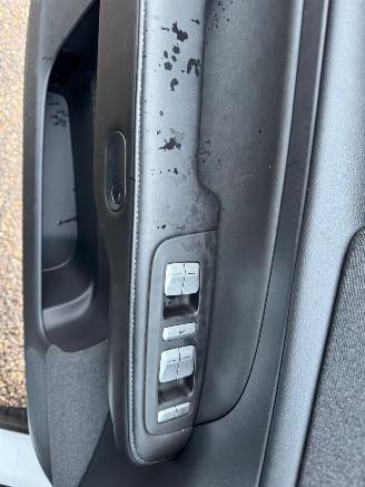 Xpeng G6 RWD Standard Range 66 kWh picture 18