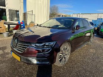 krockskadad bil auto Renault Talisman 1.3 TCe Business Initiale Paris AUTOMAAT 2022/1