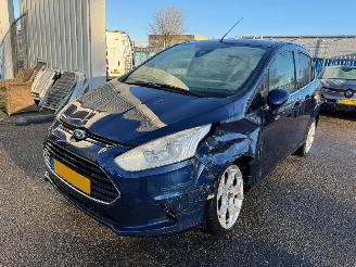 uszkodzony samochody osobowe Ford B-Max 1.0 EcoBoost Titanium 2013/4
