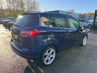Ford B-Max 1.0 EcoBoost Titanium picture 5