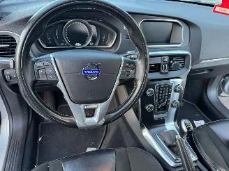 Volvo V-40 2.0 D4 R-Design Business picture 13