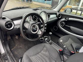 Mini Cooper Mini Clubman 1.6 Cooper picture 10