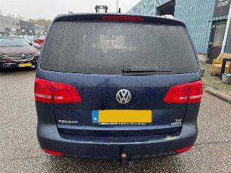 Volkswagen Touran 1.6 AUTOMAAT TDI Highline BlueMotion BJ 2014 513.424 KM picture 4
