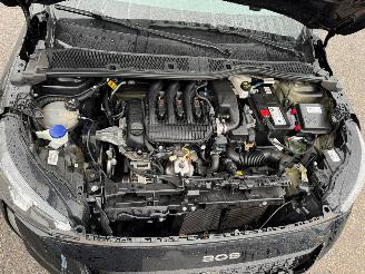 Peugeot 208 1.2 PureTech Allure Pack BJ 2022 48.054 KM picture 7