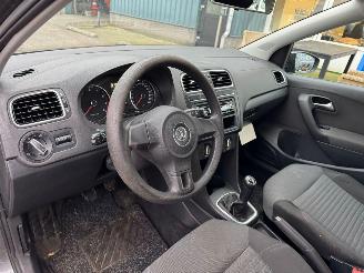 Volkswagen Polo 1.4-16V Comfortline BJ 2010 234.133 KM picture 8
