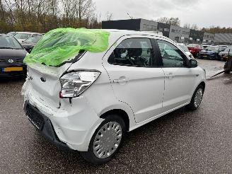 Ford Ka+ 1.2 Trend Ultimate BJ 2016 50.920 KM picture 5