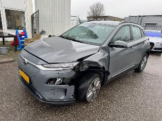 škoda osobní automobily Hyundai Kona EV AUTOMAAT Comfort Smart 39 kWh BJ 2020 60.797 KM 2020/11
