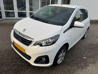 skadebil auto Peugeot 108 1.0 e-VTi Active 2015/9