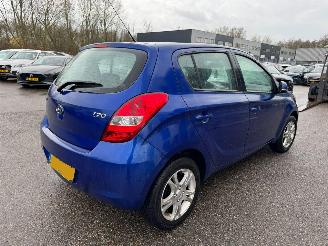 Hyundai I-20 1.2i i-Motion picture 5