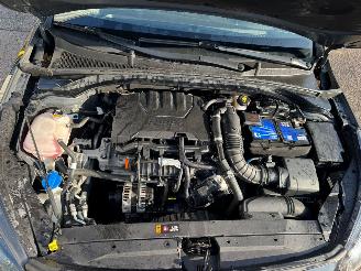 Kia Ceed 1.0 T-GDi GT-Line picture 8