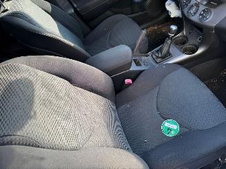 Toyota Rav-4 2.0 VVTi Comfort picture 19