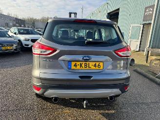 Ford Kuga 1.6 TDCI AUT 4WD TITANIUM picture 3