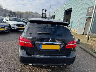 Mercedes B-klasse 180 Ambition picture 4