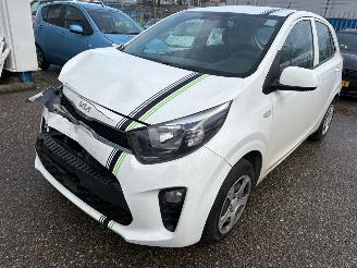 skadebil auto Kia Picanto 1.0 DPi ComfortLine 5p 2023/9