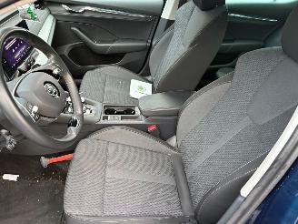 Skoda Octavia 1.5 AUTOMAAT  e-TSI Business Edition Plus picture 17