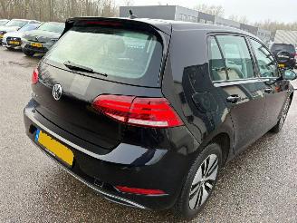 Volkswagen e-Golf e-Golf picture 6